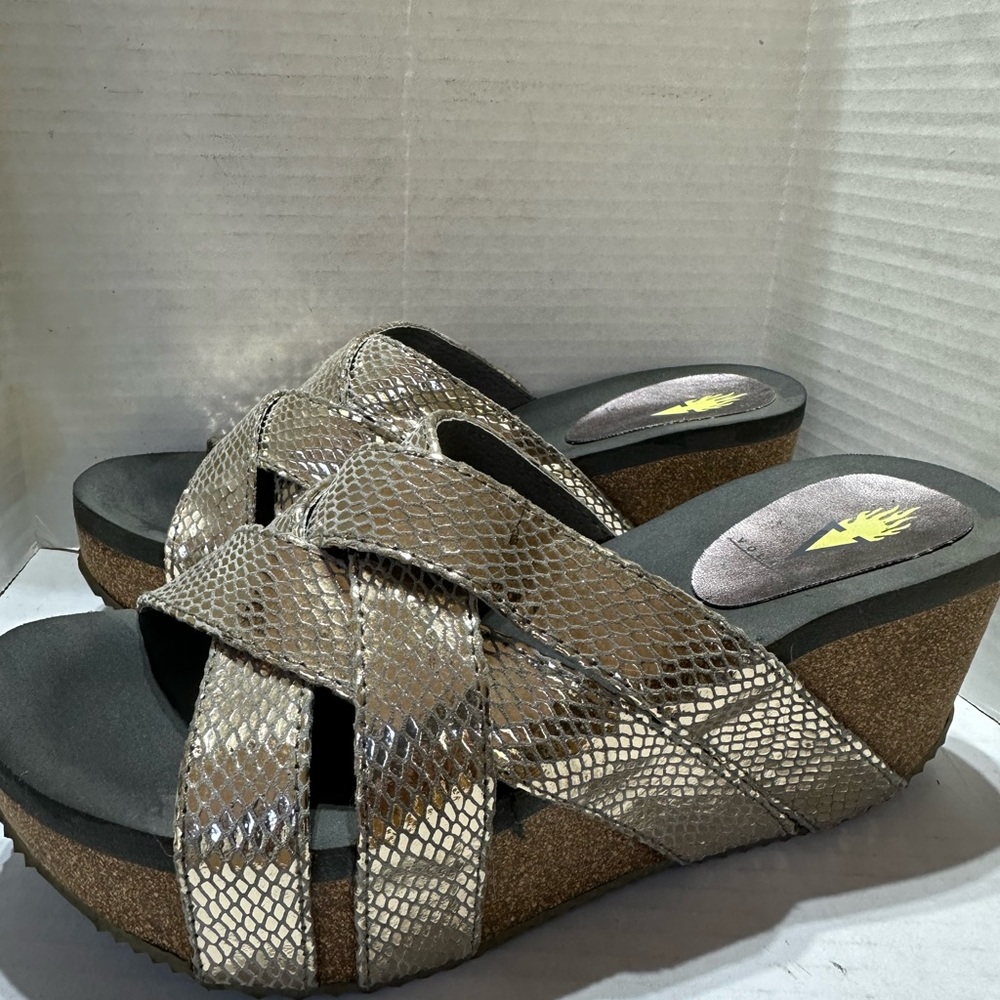 Volatile platforms size 7 - Picture 3 of 4